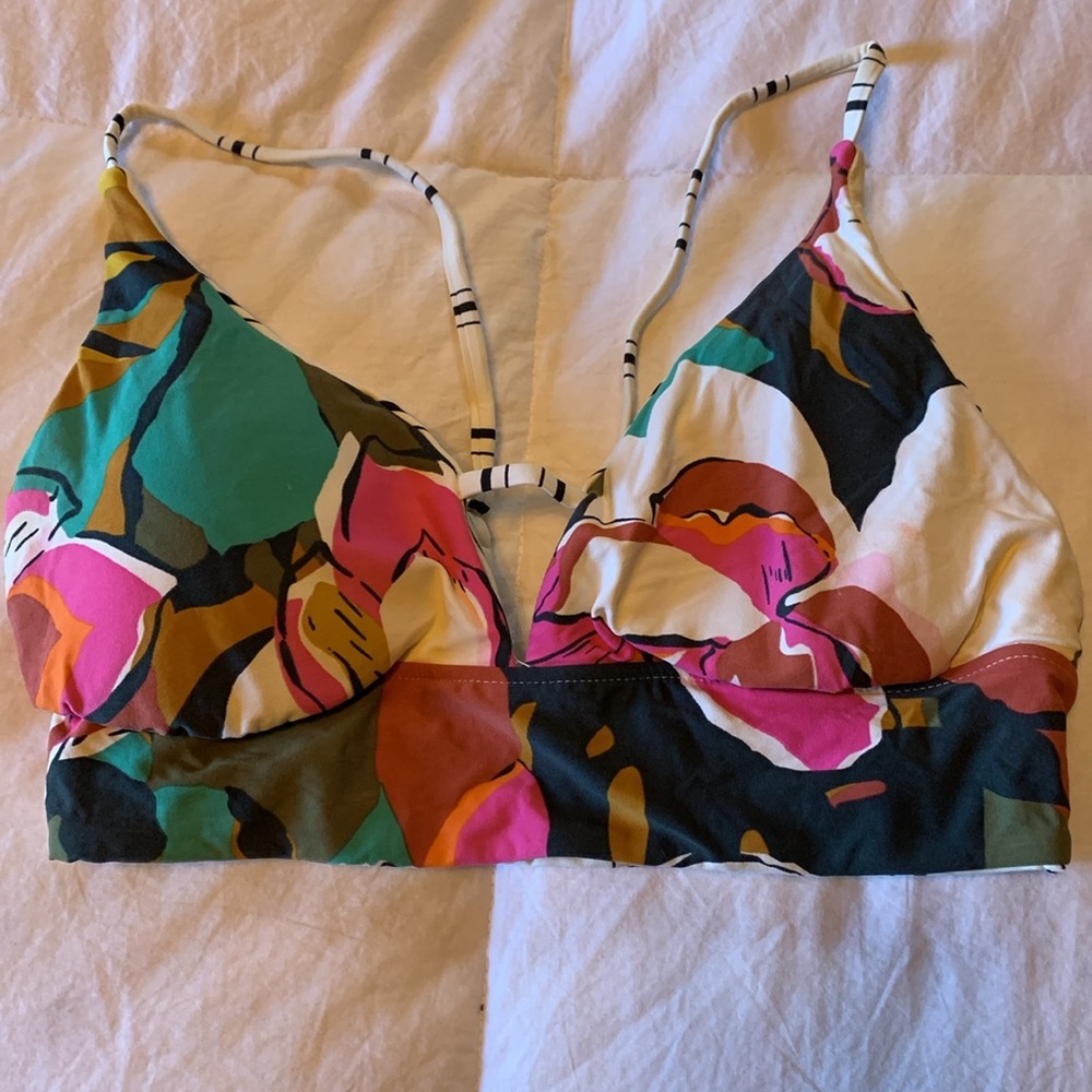 Bikini top bundle - Picture 2 of 8